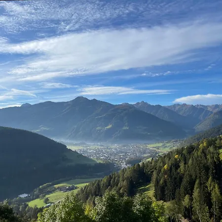 Schallerhof Sterzing: Tranquil Farm With Panoramic Views Apartment Vipiteno